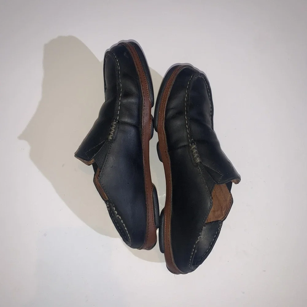 OluKai Moloa Shoes Mens Size 8 Black Leather Slip On Loafers Casual Comfort